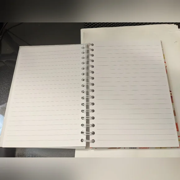 Fox Design Spiral Notebook - Picture 4 of 7